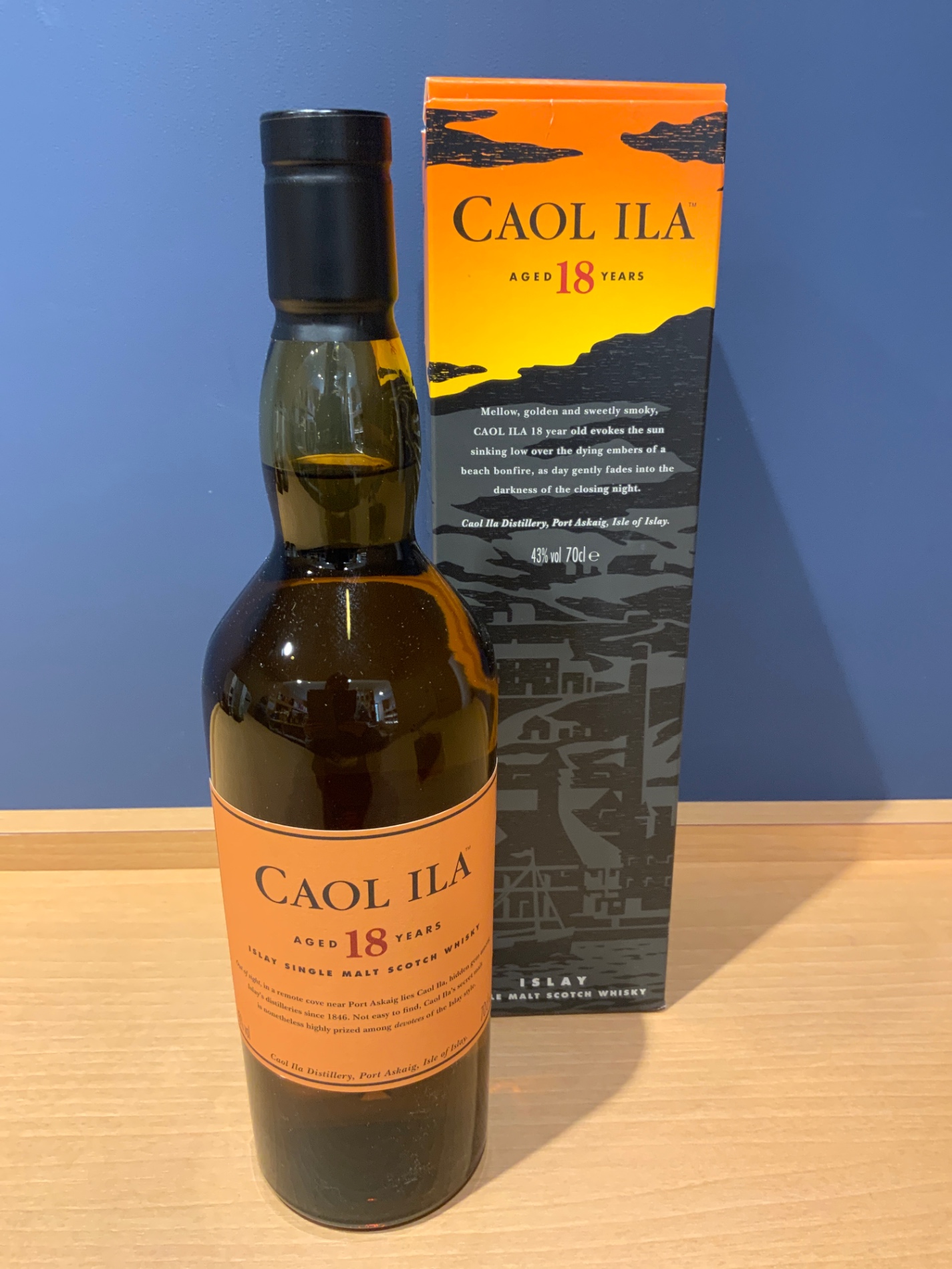 カリラ18年 シングルモルトウイスキー700ml 新品未開封 カリラ 18年 700ml 43度 [並行輸入品] 食品・飲料・お酒 - 「カリラ18